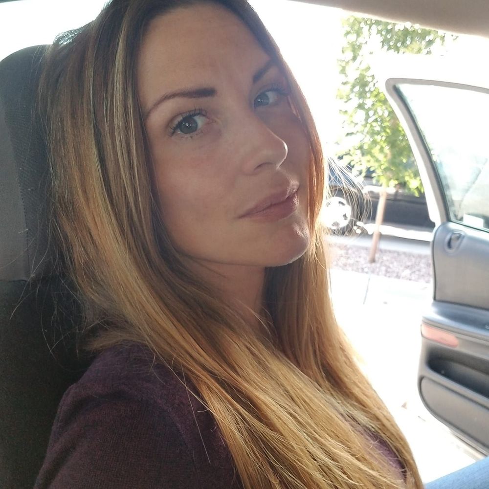 Meet your Posher, Crystal